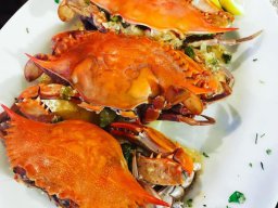 king-crab-house-chicago-blue-oysters_20180901_1704361263