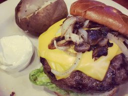 king-crab-house-chicago-cy-burger-baked-potato_20190306_1153399720